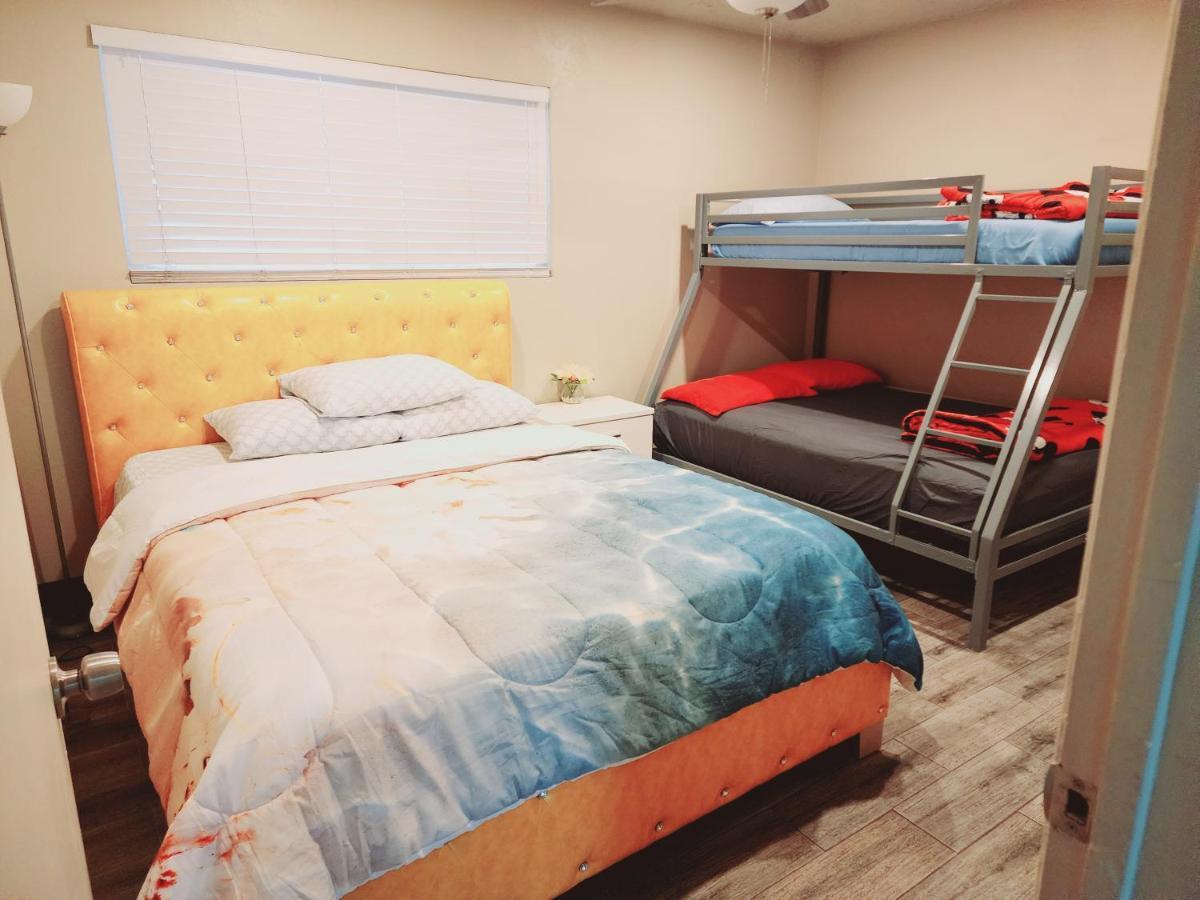 Ocean Breeze Apartment Huntington Beach Eksteriør billede